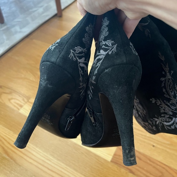 VINTAGE GUCCI Black Suede boots SIZE 39 C - Picture 4 of 6